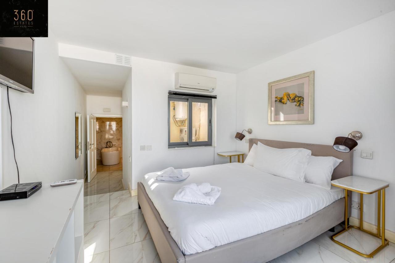 Mesmerising Views For A 2Br Apt In The Capital By 360 Estates Valletta Eksteriør billede
